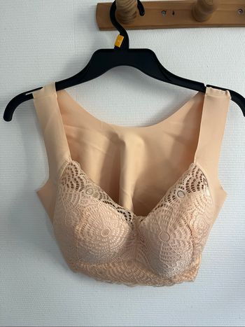 Brassière sans armature