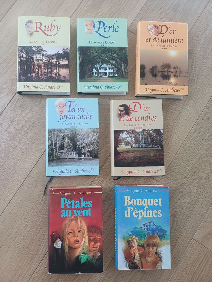 Lot de 7 livres de Virginia C. Andrews