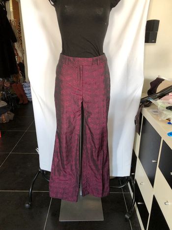 Pantalon violet en satin taille 34 comme neuf