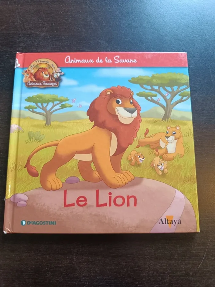 Livre LE LION - photo numéro 1
