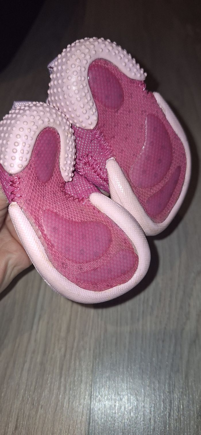 Chaussures anti gliss - photo numéro 3