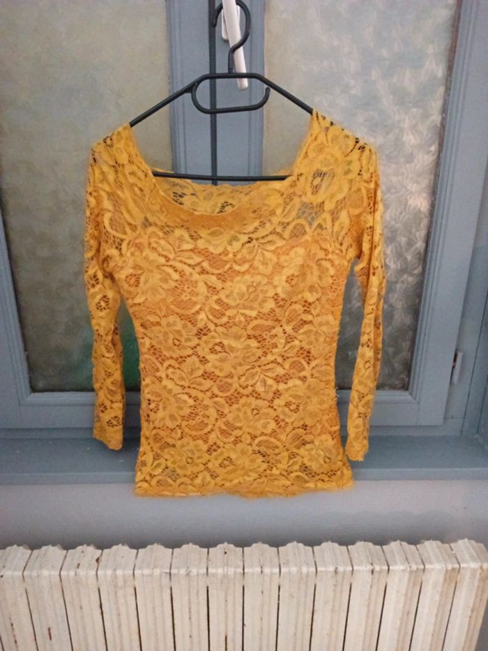 T-shirt manches dentelle