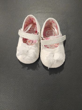 Chaussures 6-12 mois blanches