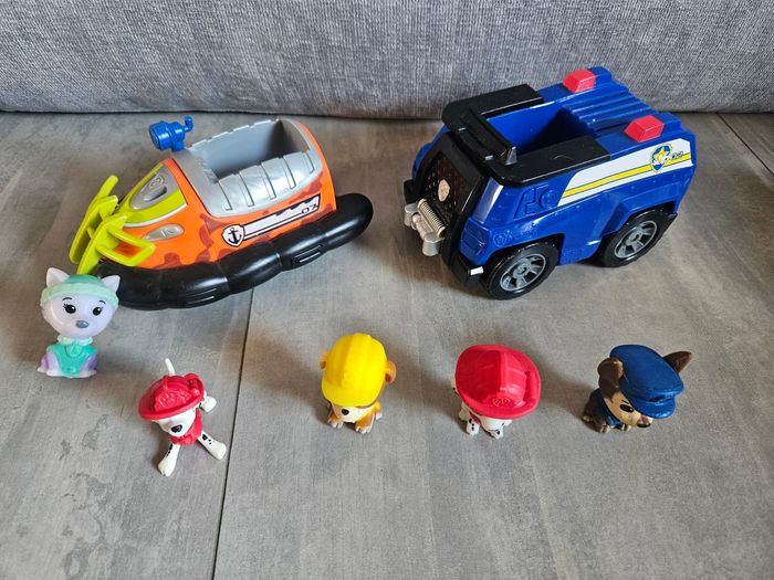 Lot pat patrouille figurines et leur véhicules - photo numéro 2