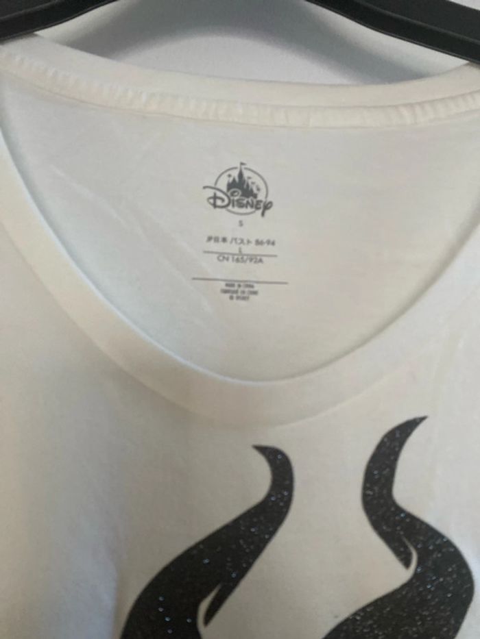 T-shirt Disney, Disney Resort taille S M Neuf val 29,9 - photo numéro 3