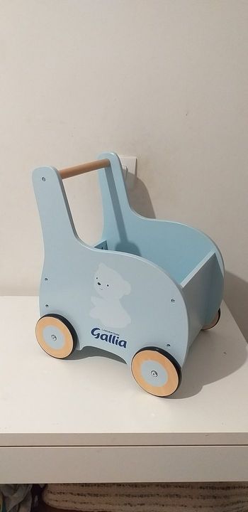 Chariot en bois enfant