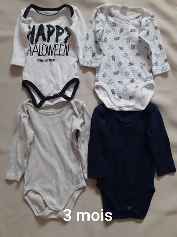 Lot de 4 bodies mixtes - Halloween et Disney - 3 mois
