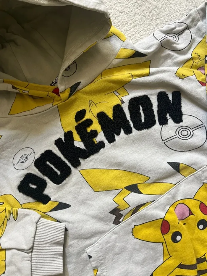 Pull pikachu - photo numéro 3