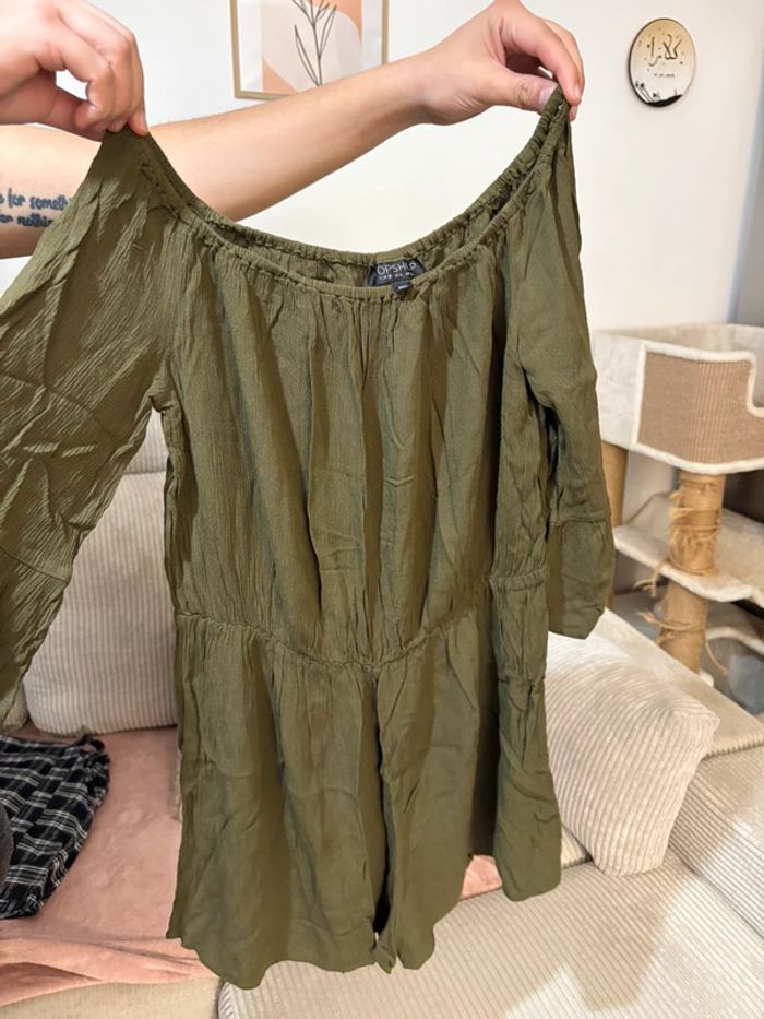 Très belle combi short vert kaki