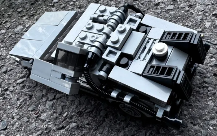 Dolorean Back to the future en briques - photo numéro 4