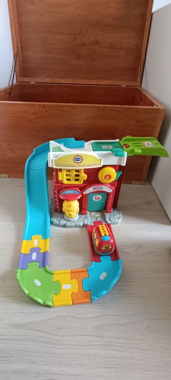 Caserne tut tut bolides