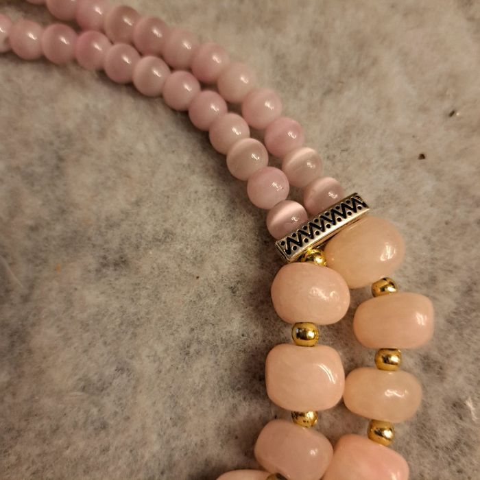 Collier ras de cou rose pâle bleu et doré - photo numéro 5