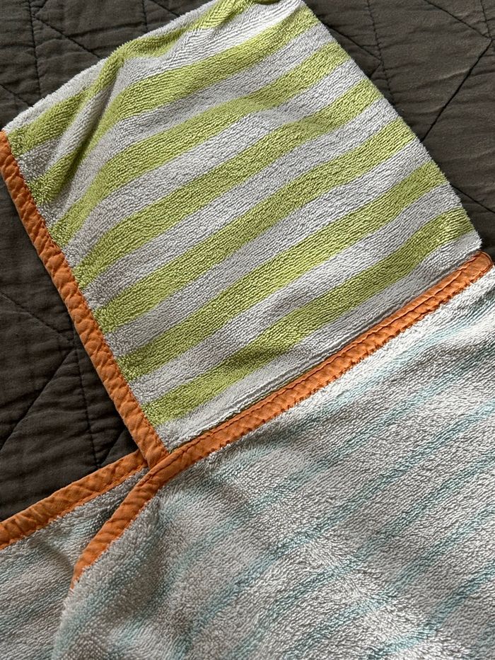 Lot de 2 serviettes de bain à capuche enfant IKEA - photo numéro 3