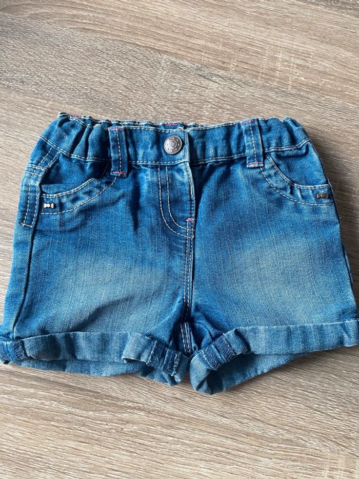 Short jean t.9m