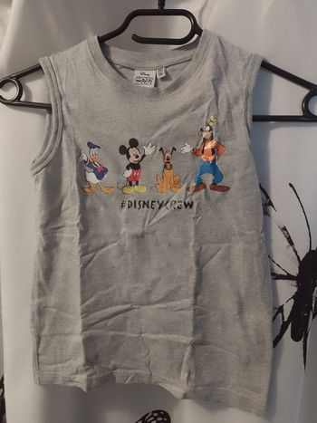 Tee-shirt Mickey et ses amis 5/6 ans