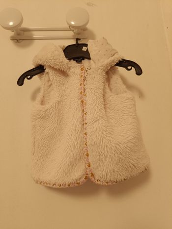 Gilet sans manches à capuche "Doudou" - Kiabi