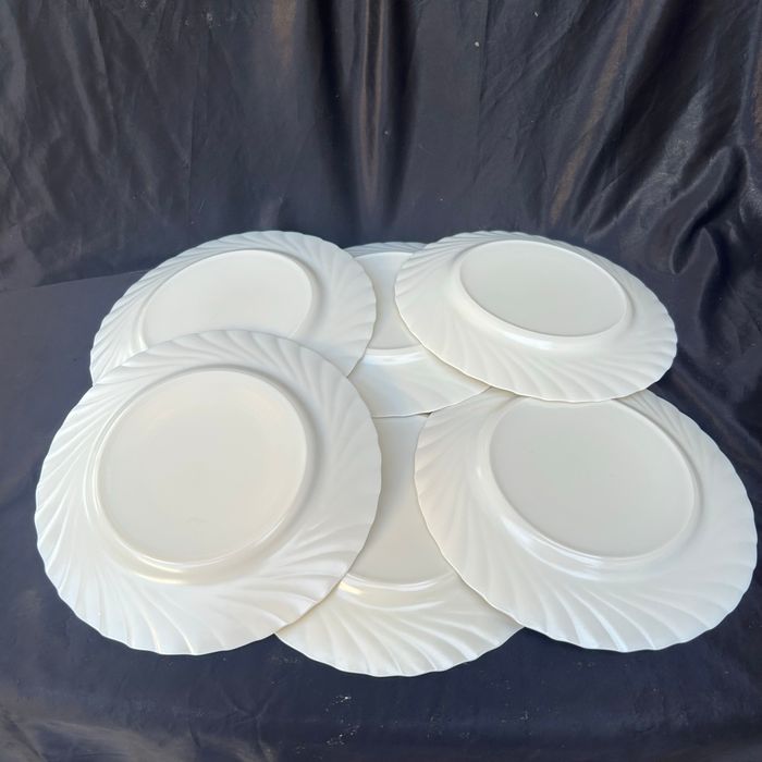 6 assiettes plates blanc cassé arcopal Trianon - photo numéro 6