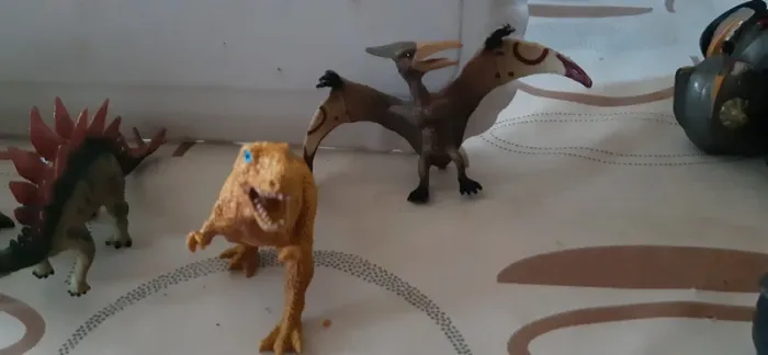 Lot dinosaures - photo numéro 4