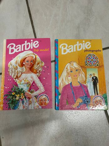 2 livres Barbie vintage