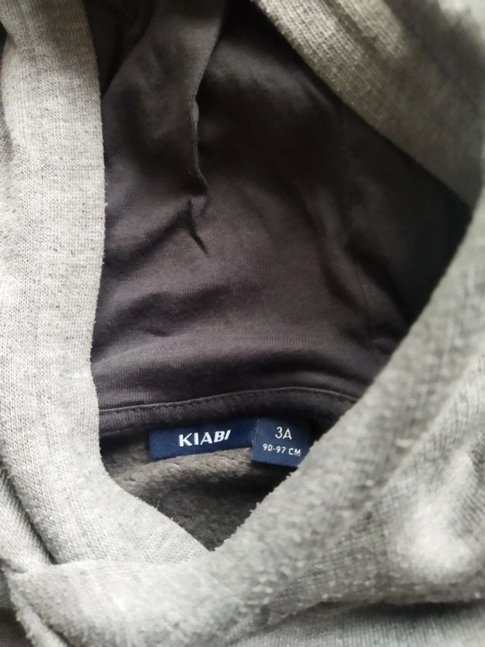 Pull à capuche 3 ans - photo numéro 2