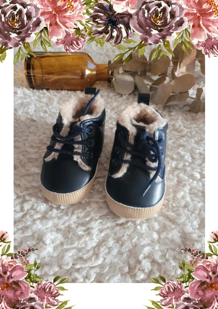 Chaussure bébé chaude, taille 3/6mois - photo numéro 3
