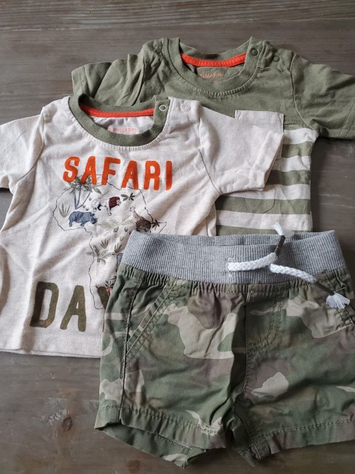 Lot 2 t-shirt et 1 short 0/3 mois
