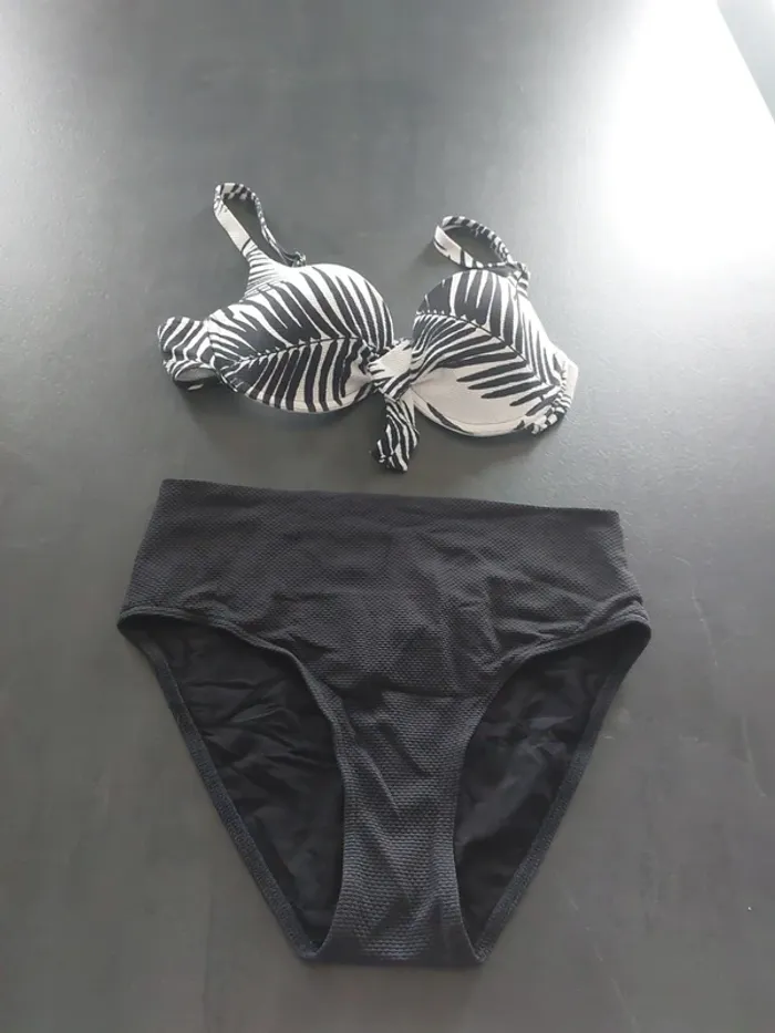 Maillot de bain - photo numéro 2