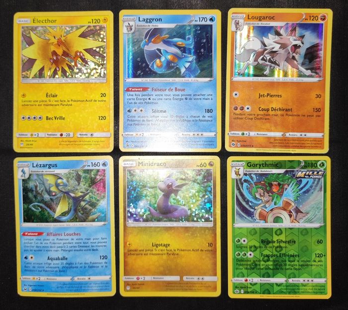 6 cartes Pokémon holo ou reverse