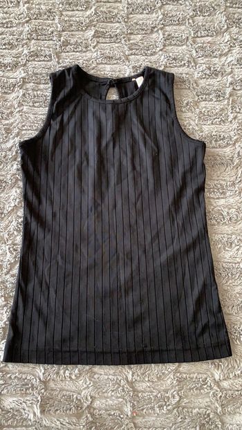 Débardeur noir taille 12 ans