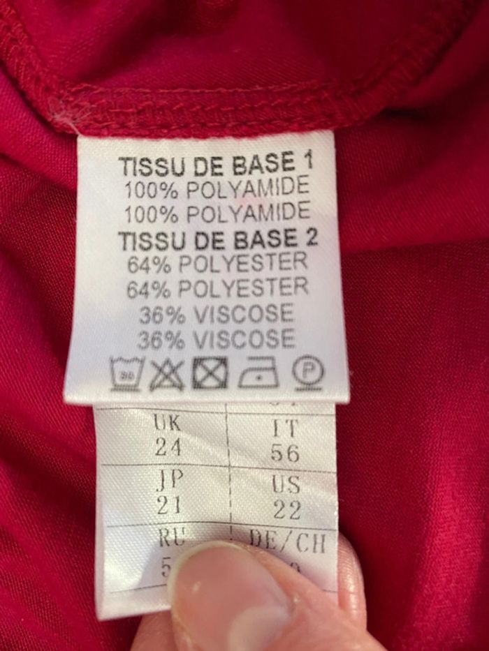 Jupe rouge taille 52 - photo numéro 3