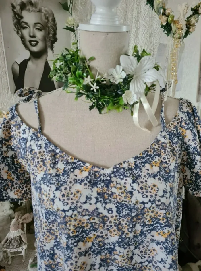 Blouse épaules dénudées Kiabi. T L (42/44) Neuve.