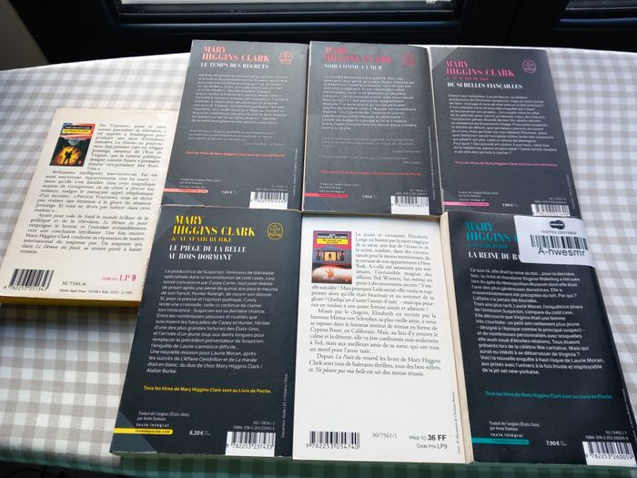 Lot de 7 romans policiers Mary Higgins Clark - photo numéro 2