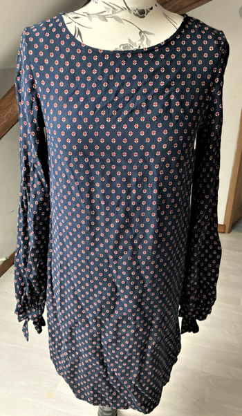 Robe droite fluide marine imprimée H&M taille 36/38