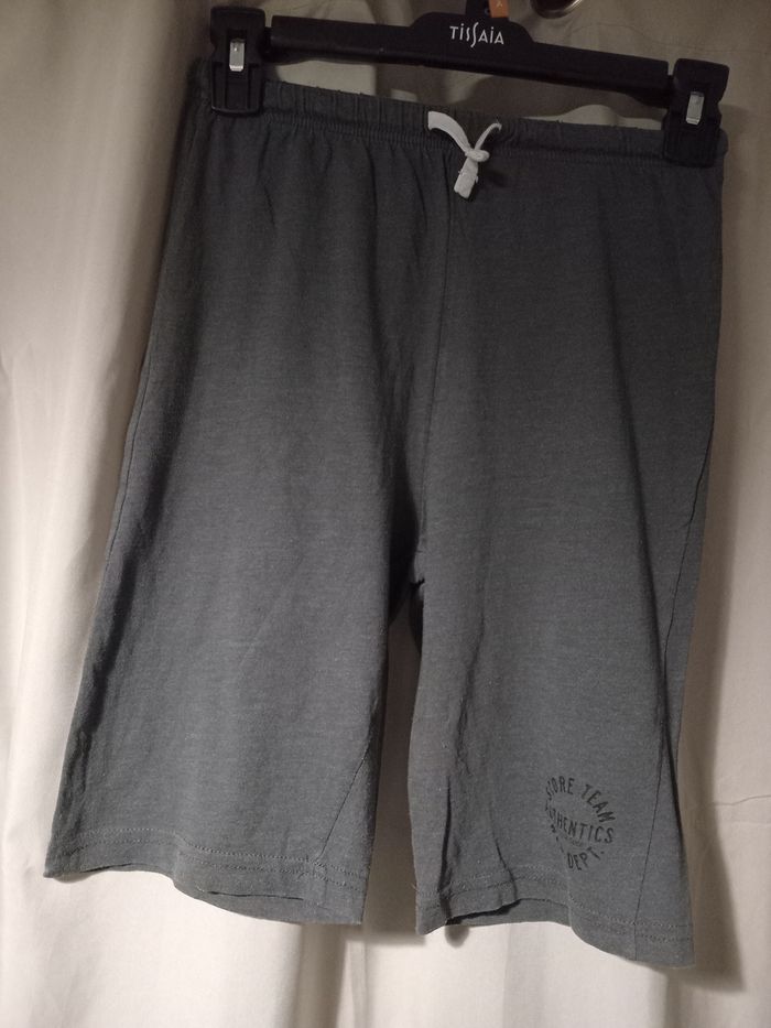 Lot short été taille 10ans tbe - photo numéro 7