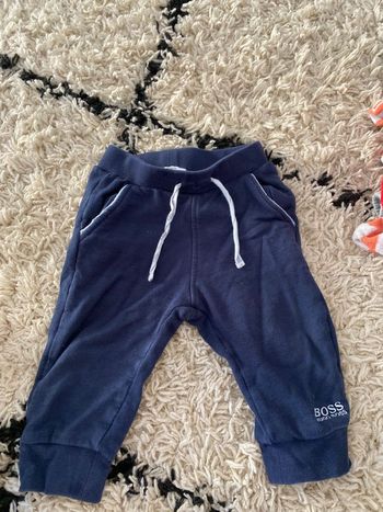 Pantalon Hugo Boss 12 mois