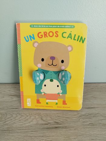 Livre marionnette un gros câlin