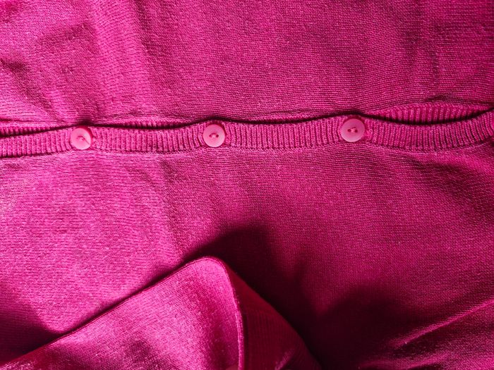 Superbe gilet jersey rose bonbon - photo numéro 3