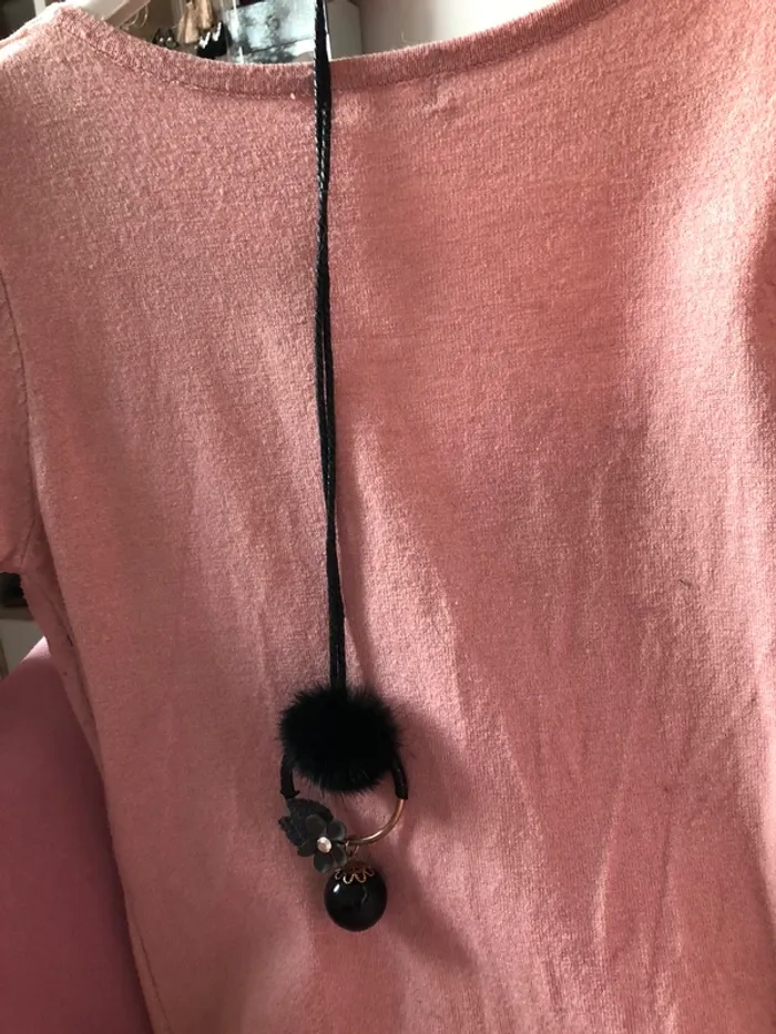 Collier fantaisie neuf - photo numéro 4