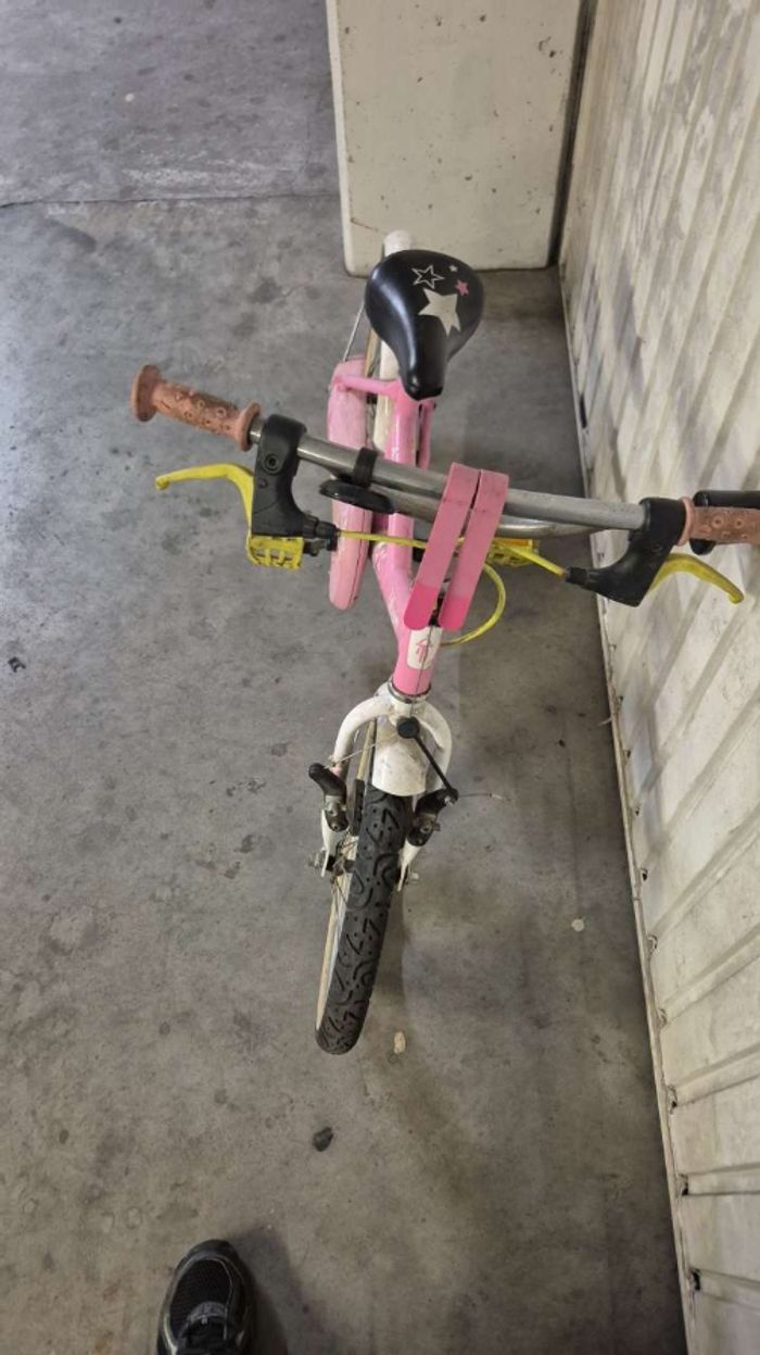Vélo ( bien lire l'annonce ) - photo numéro 2