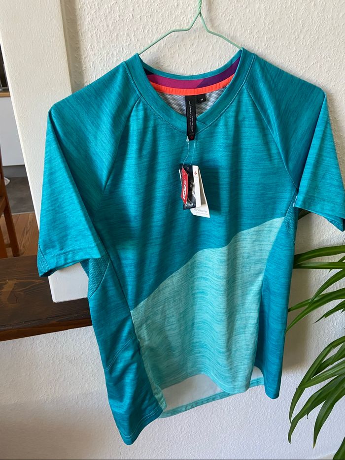 Tee-shirt vélo Andorra neuf - photo numéro 3