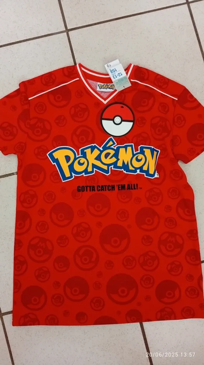Tee-shirt pokémon