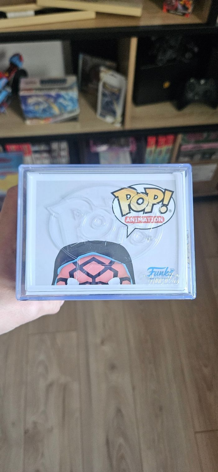 Funko Pop Tusk limited édition et Sung Jinwoo limited édition - photo numéro 4