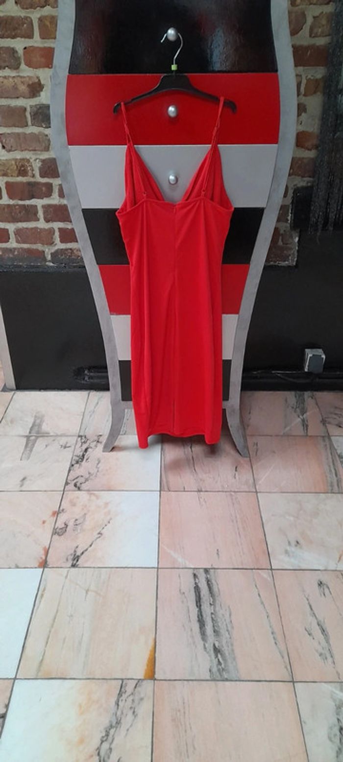 Robe rouge - photo numéro 2