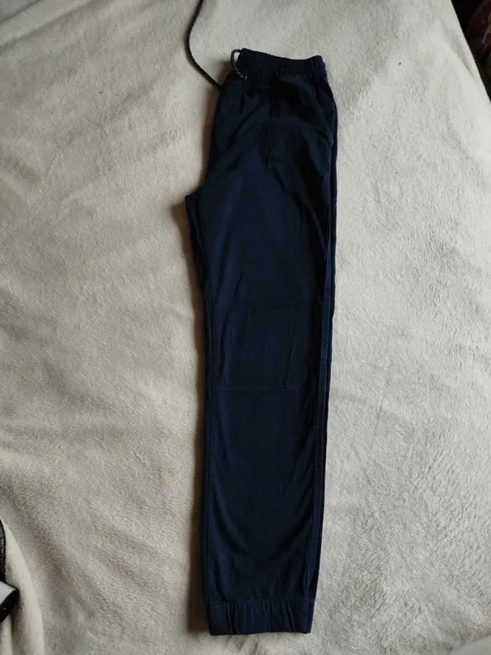 Pantalon Tex bleu marine taille M avec taille élastique