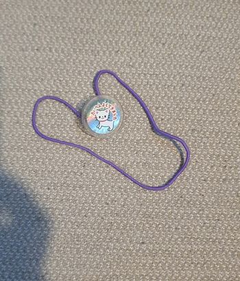 Élastique cheveux violet chat japonais brillant