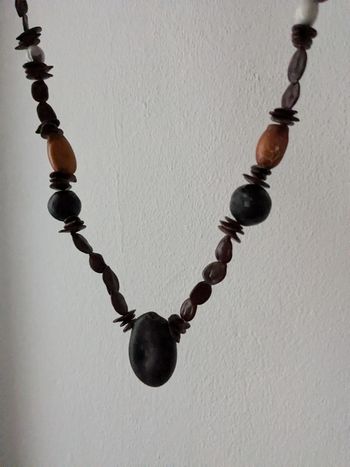 Collier de graines