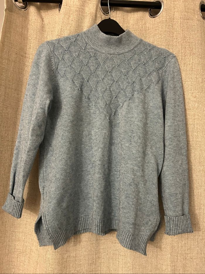 Pull avec perle - photo numéro 5