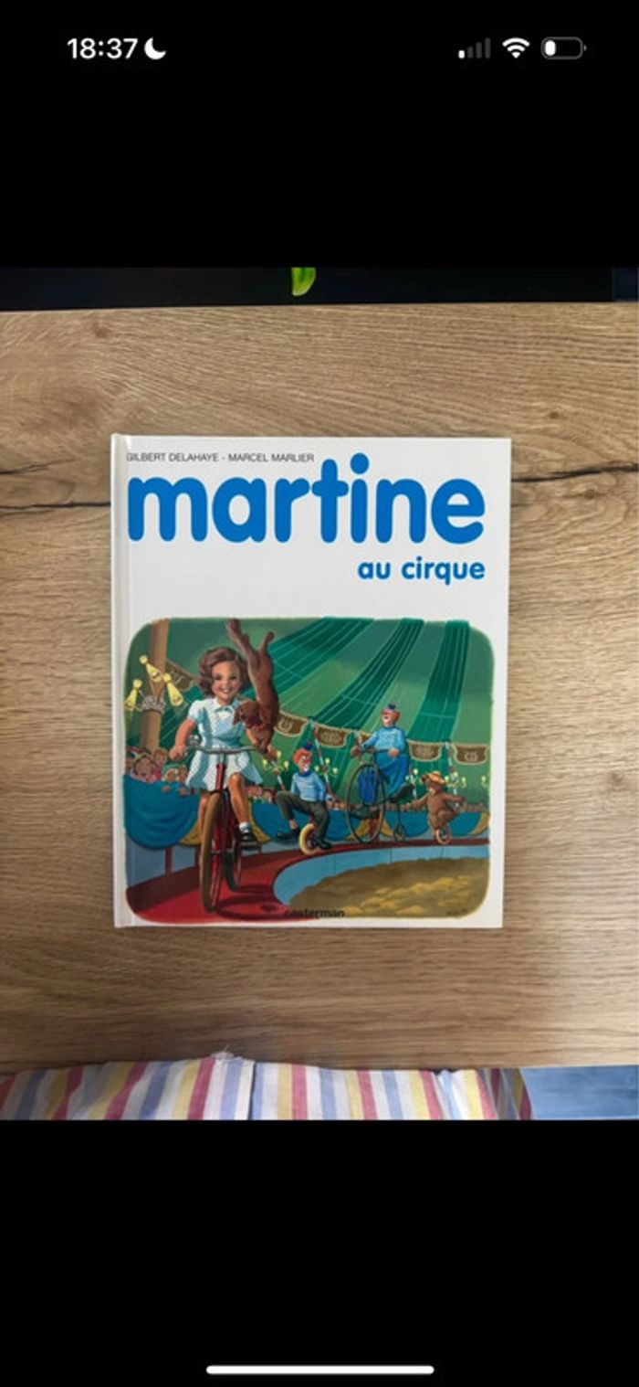Livre Vintage Martine au cirque pour Enfants