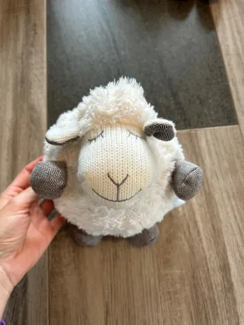 Mouton ostaria les minis