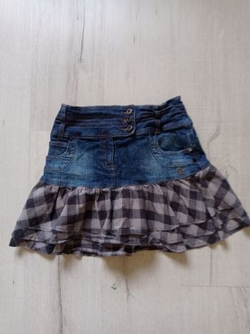 Jupe marque bilook taille 14 ans
